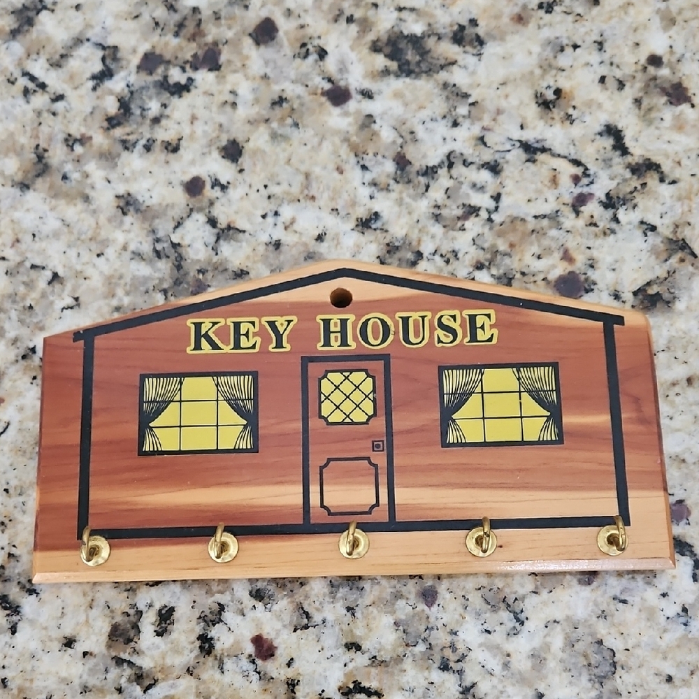 Rustic Wooden Key House Wall Hook with Gold Details